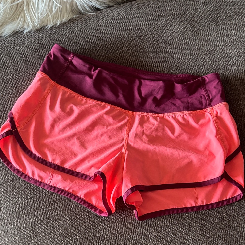 Lululemon speed short sz 4 like new